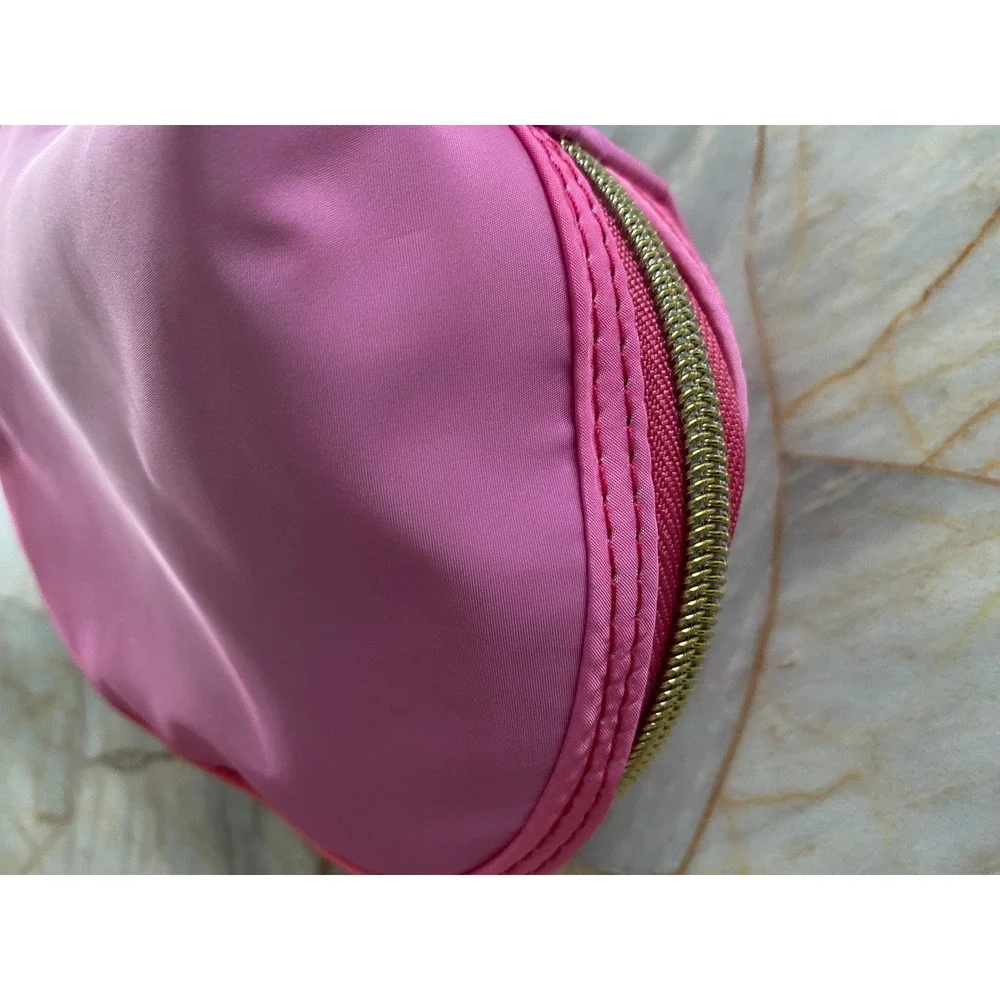 Wicked‎ x Conair Glinda So Popular Pink Cosmetic Makeup Bag Gold Zipper NWT
